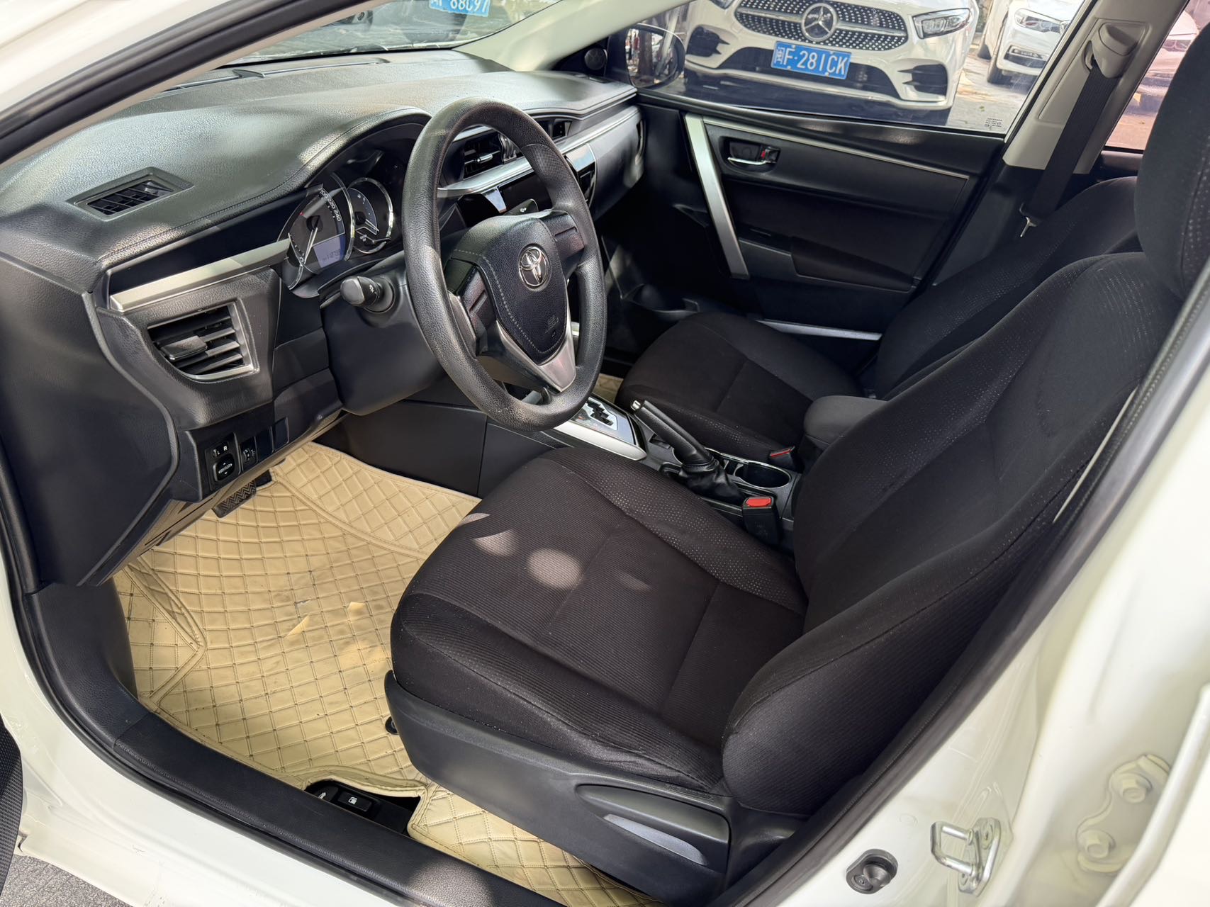 Toyota Corolla 2017 #6 Toyota Corolla 2017 car image #6