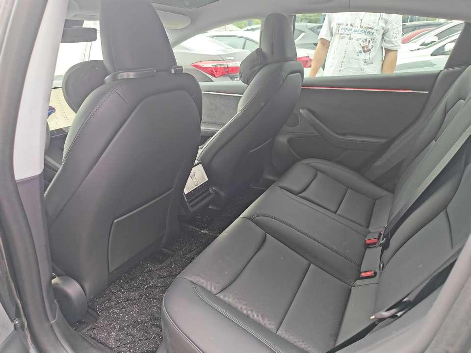 Tesla Model 3 2024 car image #10