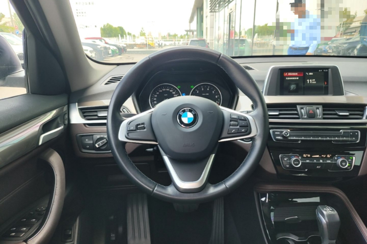 BMW X1 2018 #11 BMW X1 2018 car image #11