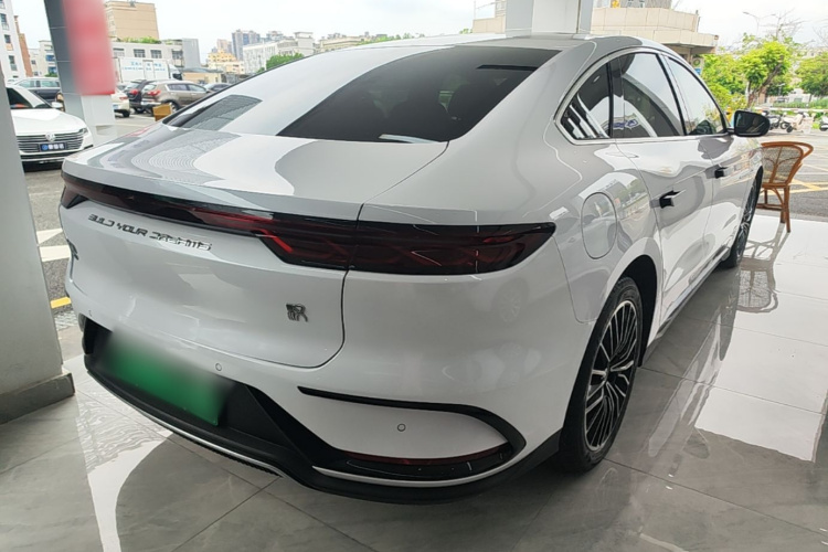 BYD Han 2022 car image #7