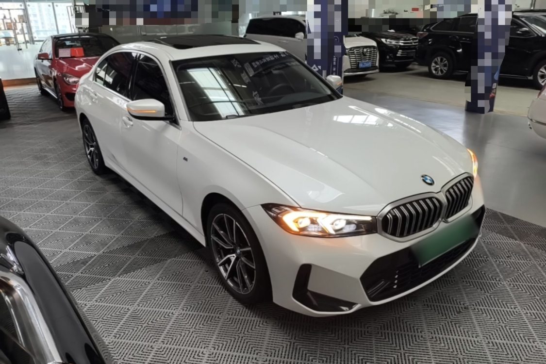 BMW 3 Series 2023 #2 BMW 3 Series 2023 car image #2