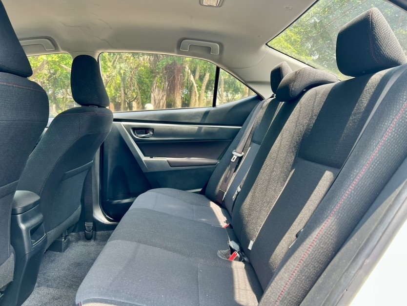 Toyota Corolla 2019 car image #6