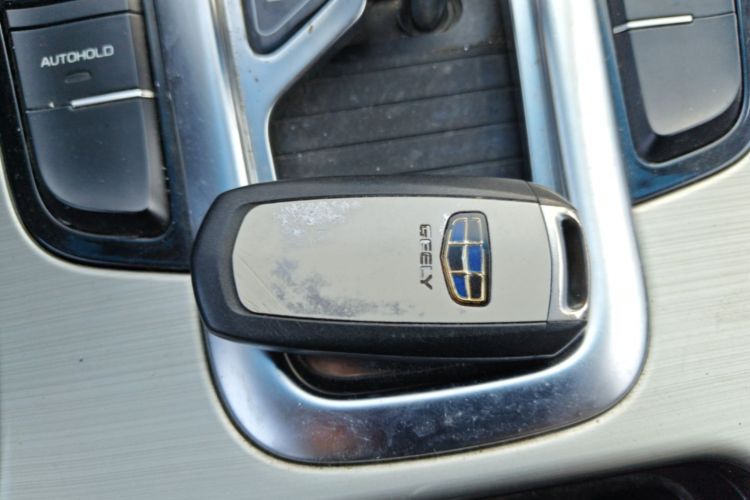 GEELY Emgrand GL 2017 car image #9