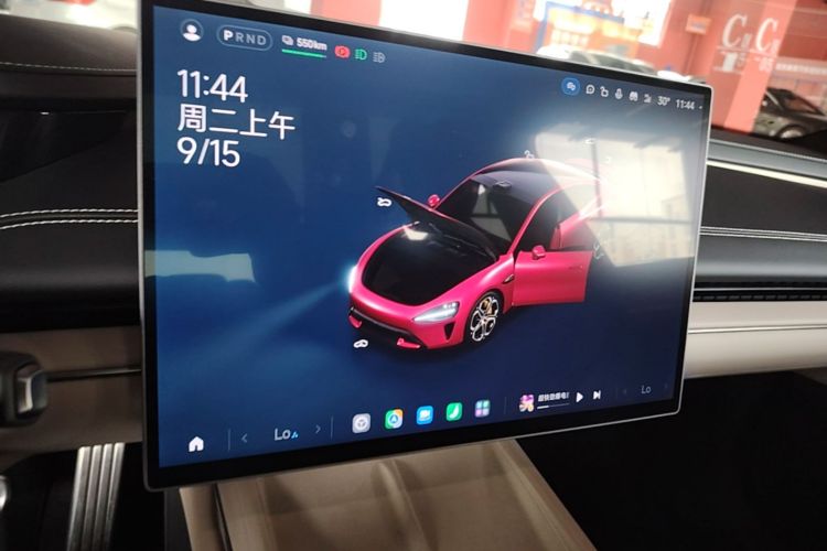 MI SU7 2025 car image #13