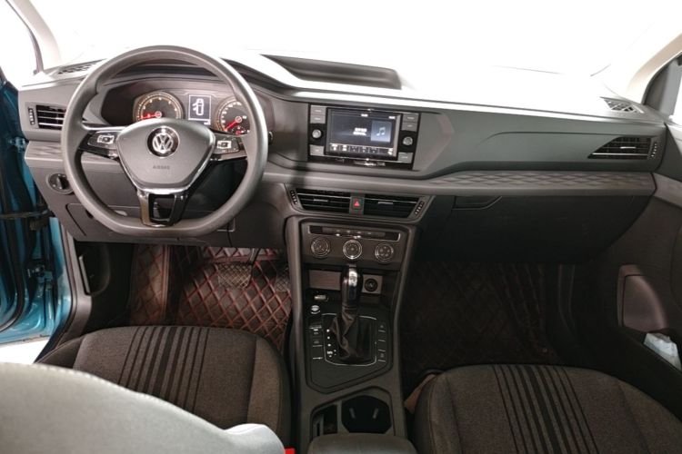 Volkswagen Tharu 2019 car image #10