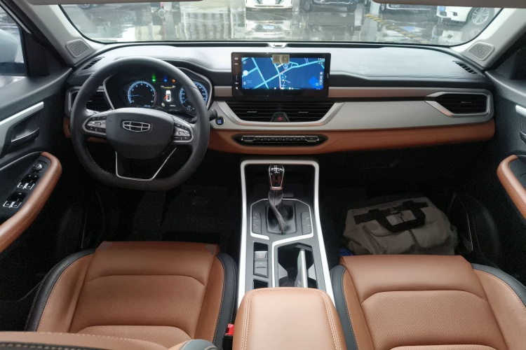 GEELY Vision X6 2020 immagine di auto #10