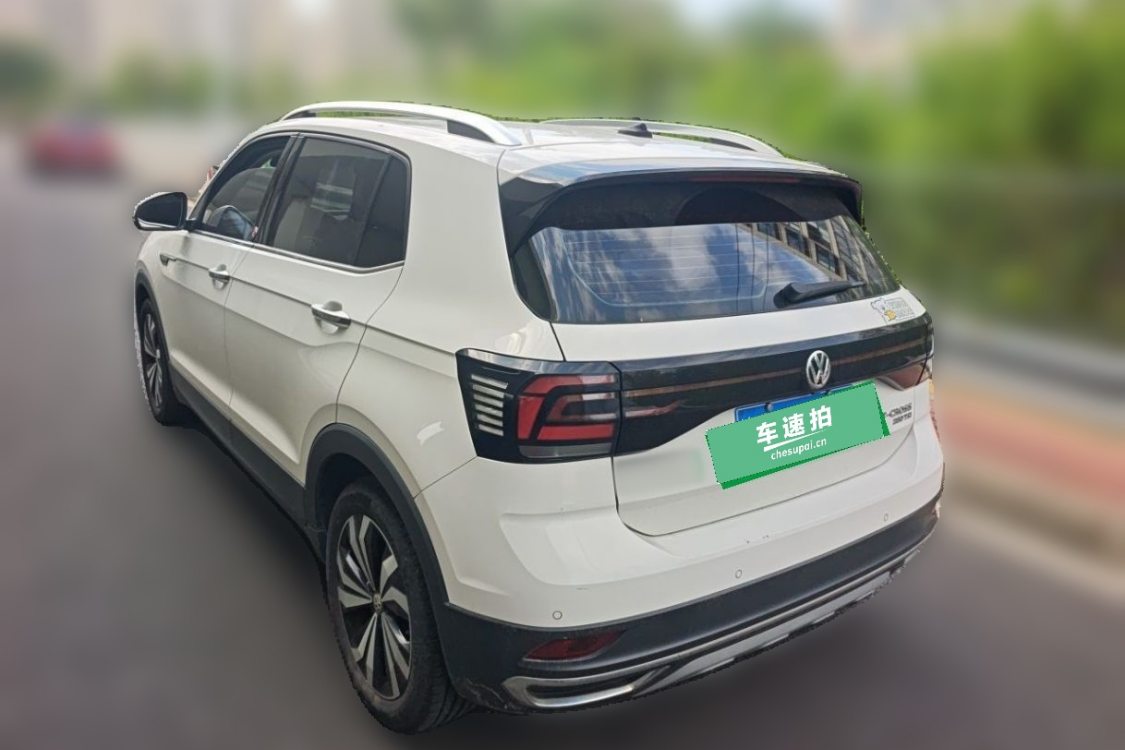 Volkswagen T-Cross 2019 car image #3