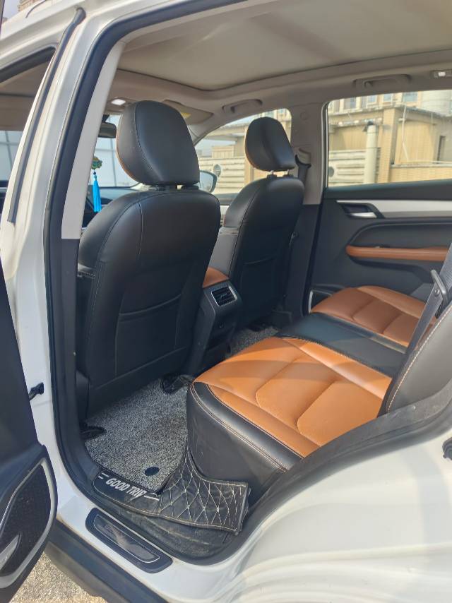GEELY Vision X6 2019 car image #6