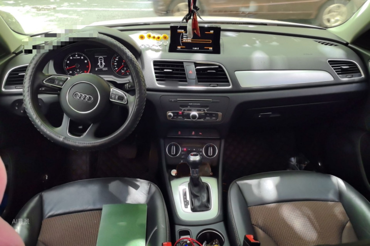 Audi Q3 2018 #11 Audi Q3 2018 car image #11