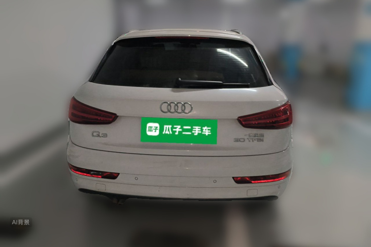Audi Q3 2018 car image #6
