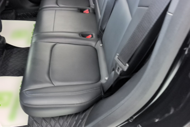 Tesla Model Y 2022 #17 Tesla Model Y 2022 car image #17
