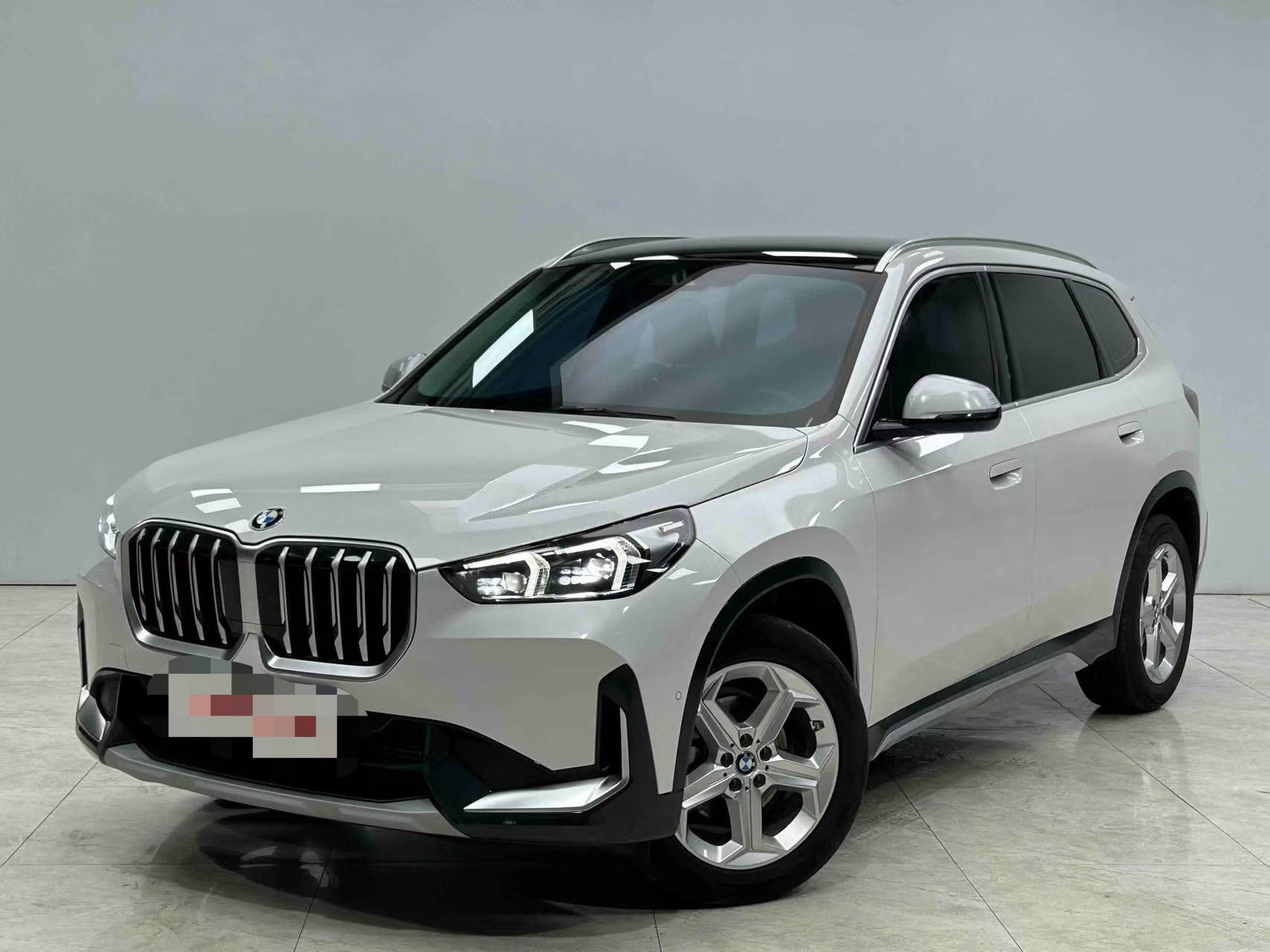 BMW X1 2023 car image 