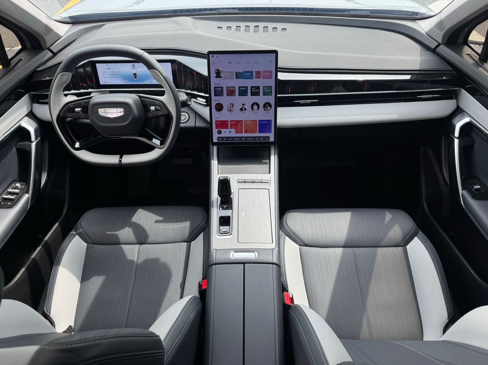 GEELY Boyue L 2024 car image #5