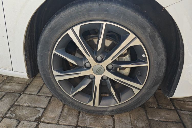 GEELY Emgrand 2022 #9 GEELY Emgrand 2022 car image #9