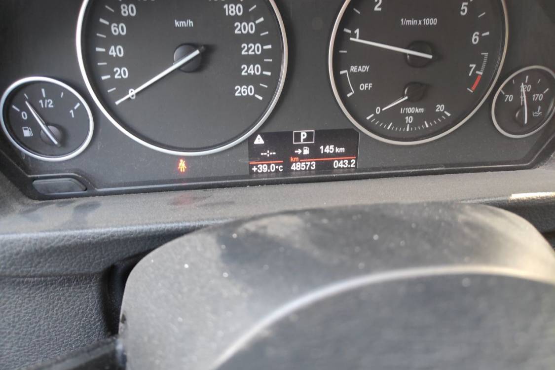 BMW 3 Series 2016 #27 BMW 3 Series 2016 immagine di auto #27