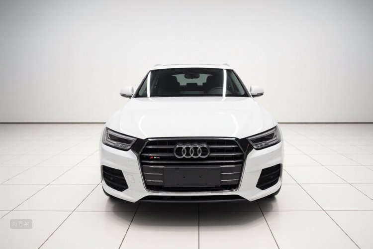 Audi Q3 2018 car image #3
