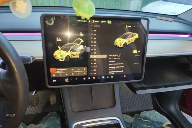 Tesla Model Y 2021 car image #15