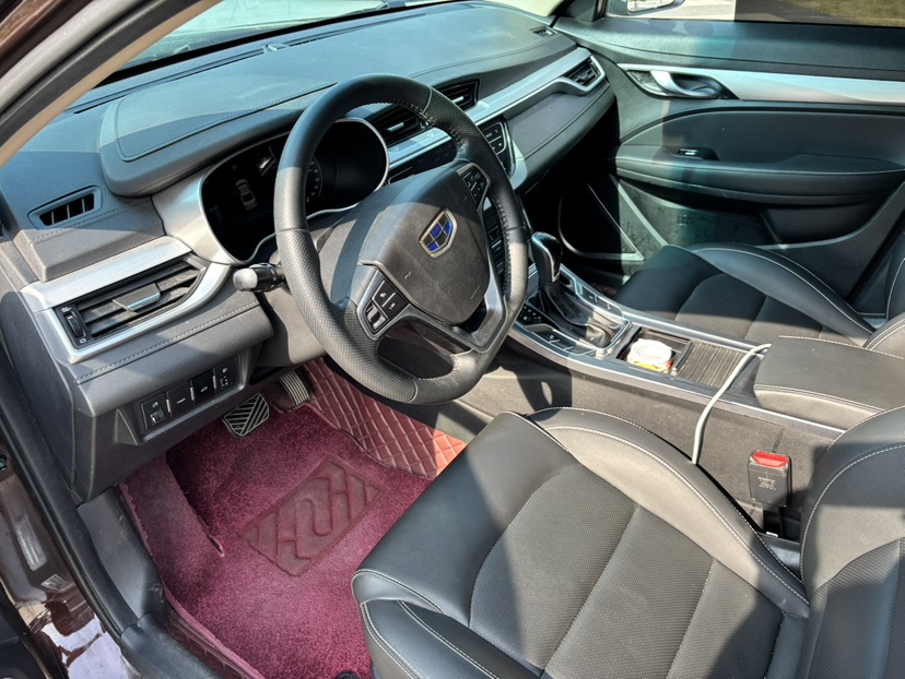 GEELY Emgrand 2018 #4 GEELY Emgrand 2018 صورة سيارة #4