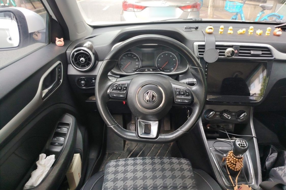 MG ZS 2017 #24 MG ZS 2017 car image #24