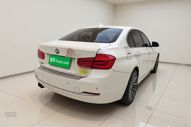 BMW 3 Series 2018 car image #7