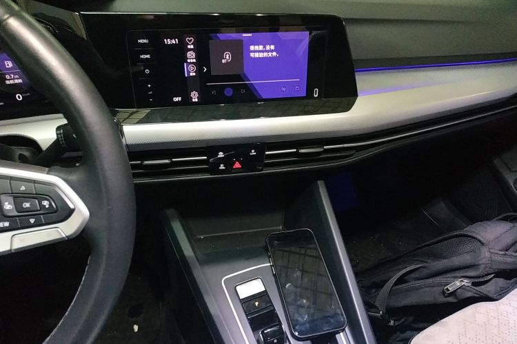 Volkswagen Golf 2022 imagem de carro #13