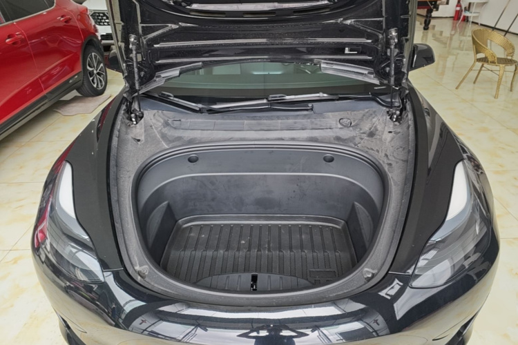 Tesla Model 3 2022 car image #20