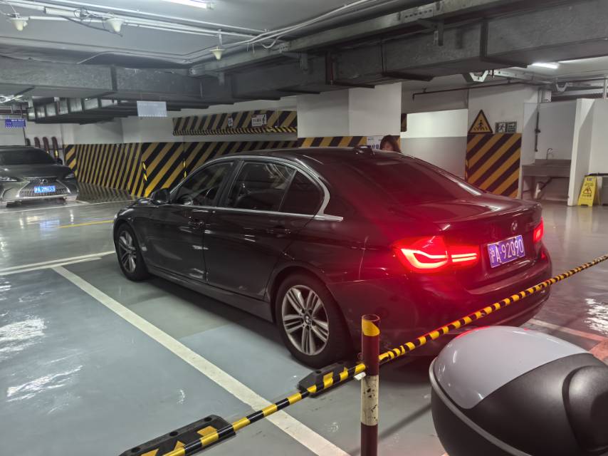 BMW 3 Series 2016 car image #8