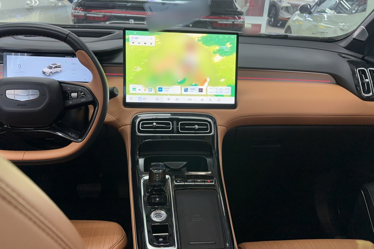 GEELY Boyue L 2025 car image #15