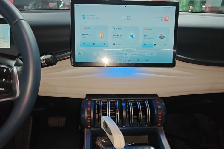 BYD Yuan Plus 2022 immagine di auto #13