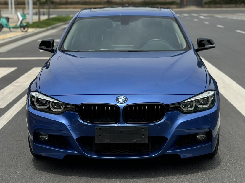 BMW 3 Series 2019 car image #2