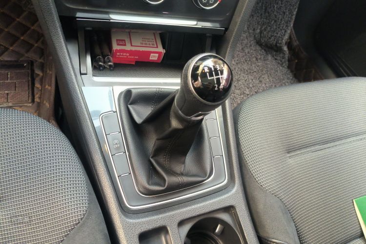 Volkswagen Golf 2018 imagen de coche #16