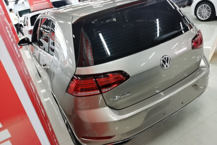 Volkswagen Golf 2020 #5 Volkswagen Golf 2020 car image #5