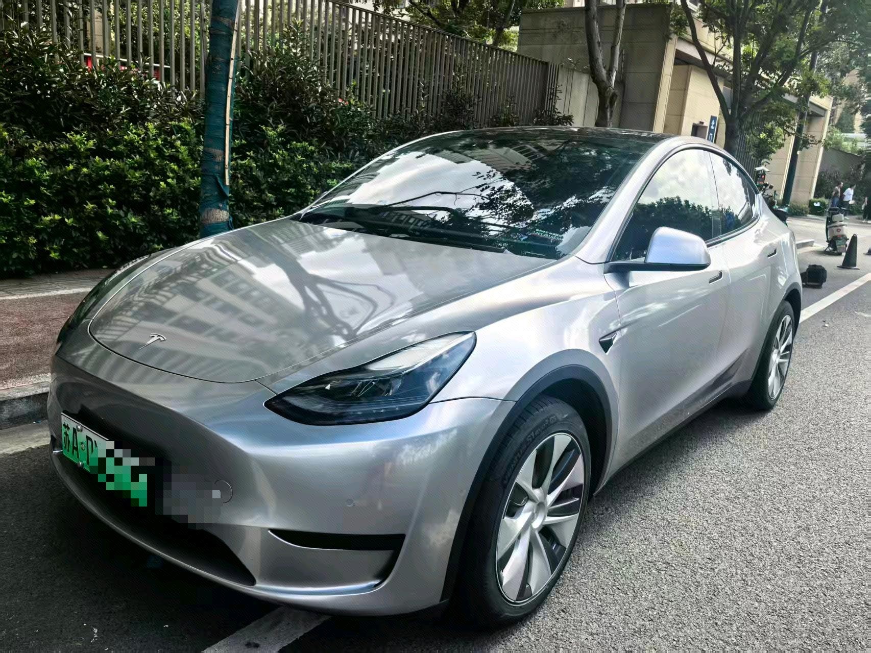 Tesla Model Y 2022 car image 