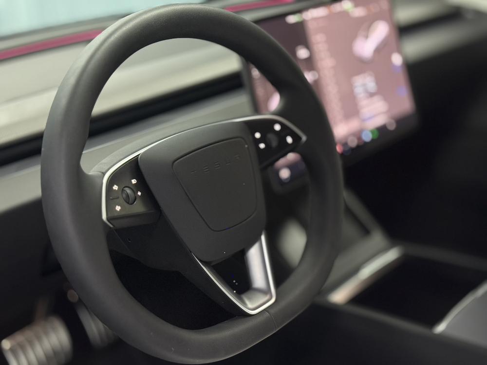 Tesla Model 3 2025 #8 Tesla Model 3 2025 car image #8