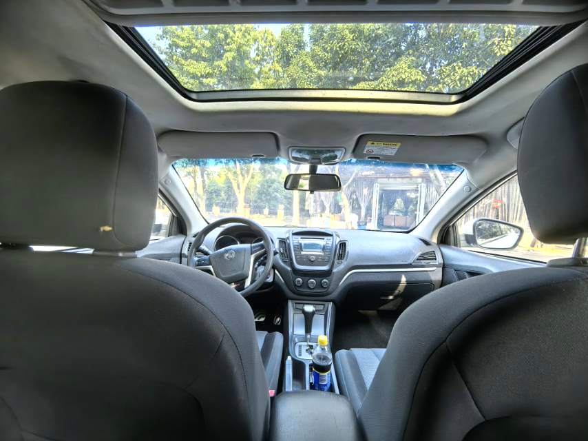MG 5 2013 #9 MG 5 2013 car image #9