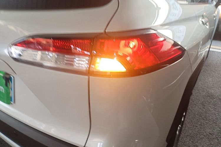 Toyota Corolla Cross 2024 #8 Toyota Corolla Cross 2024 car image #8