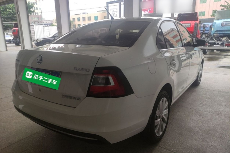 Skoda Rapid 2019 #7 Skoda Rapid 2019 image de voiture #7