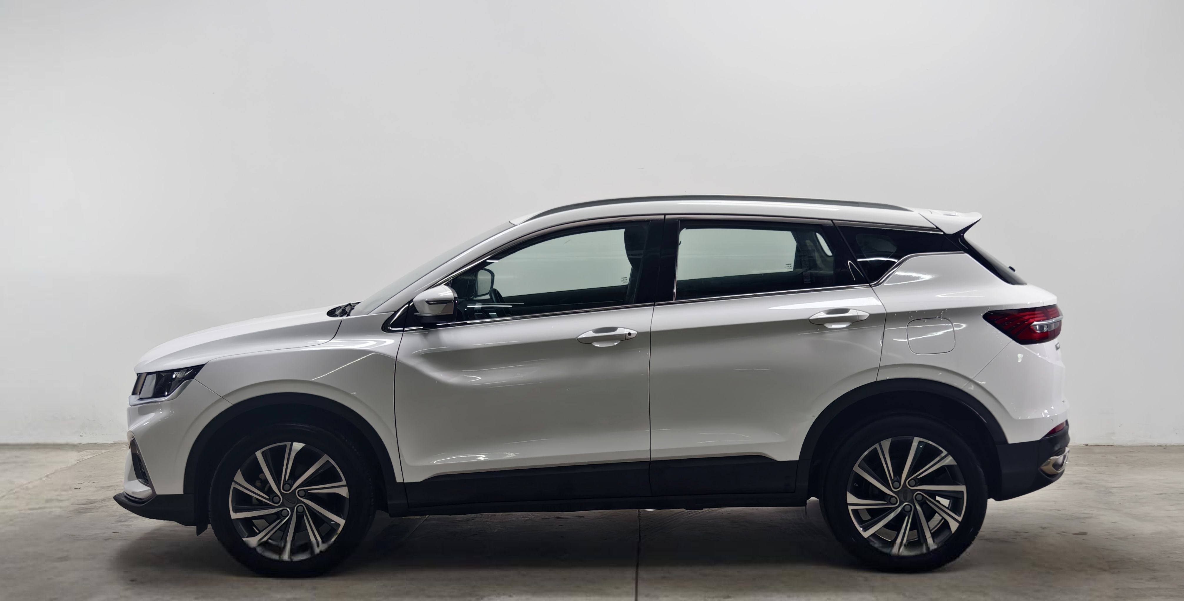 GEELY Coolray 2020 car image #6