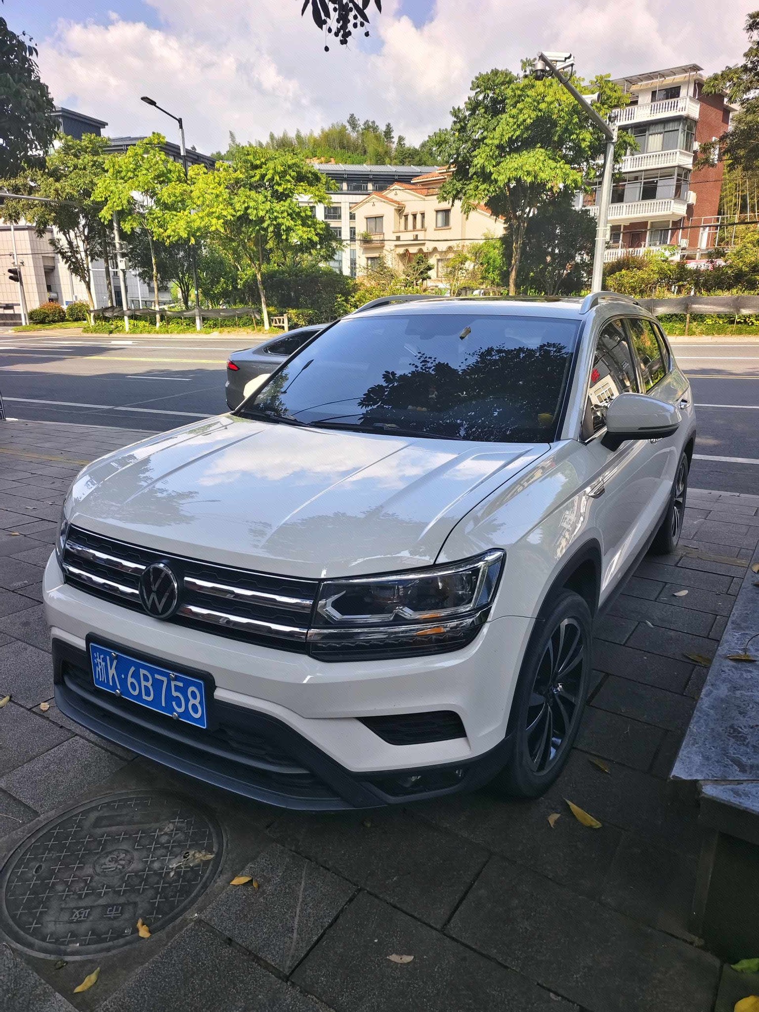 2022 2022 car image