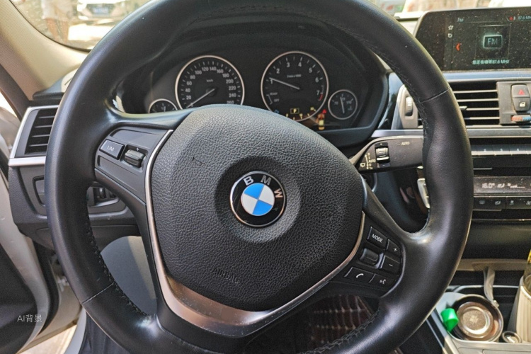BMW 3 Series 2018 #12 BMW 3 Series 2018 car image #12