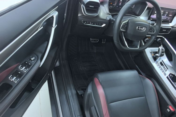 GEELY Coolray 2021 car image #12
