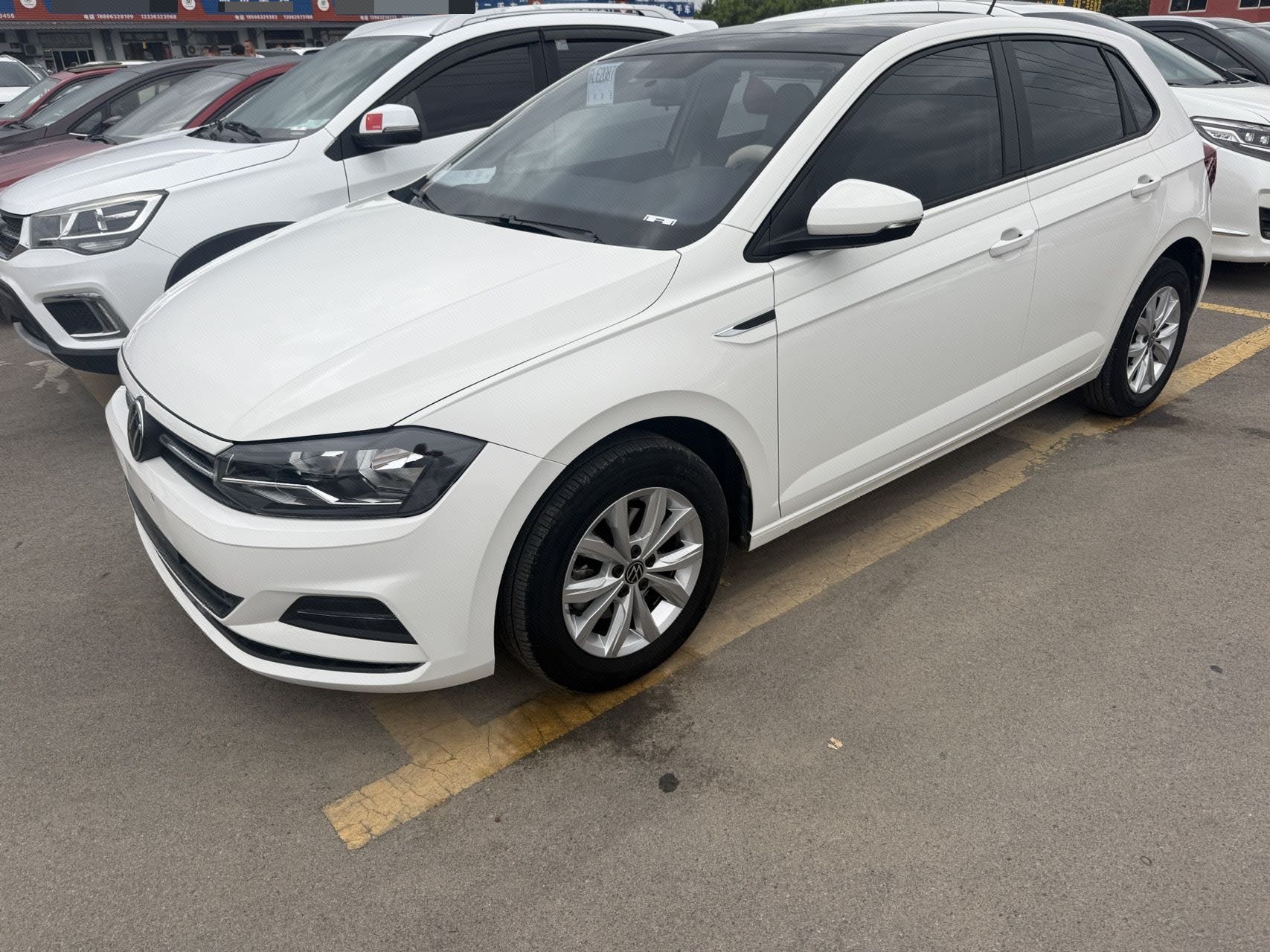 Volkswagen Polo 2022 car image 