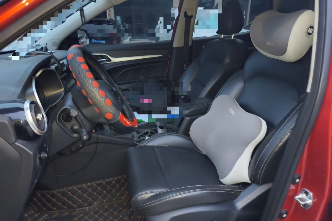 MG ZS 2018 car image #18