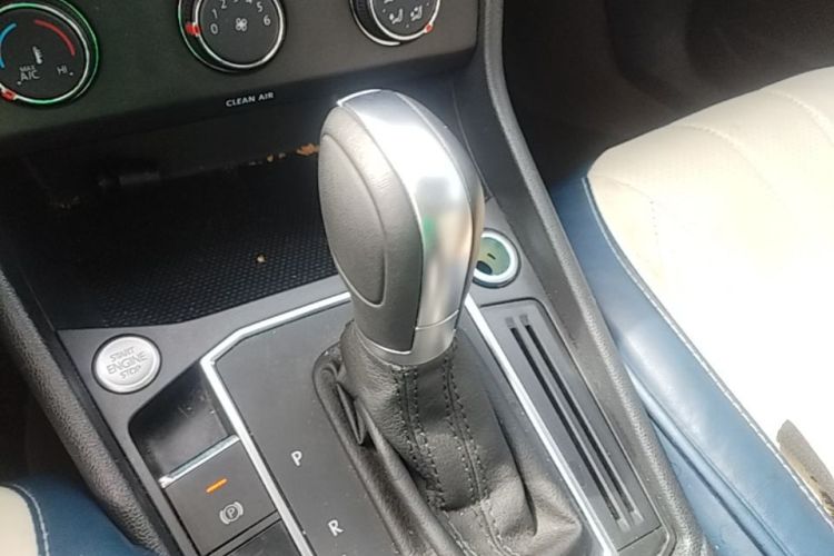 Volkswagen Lavida 2023 car image #14