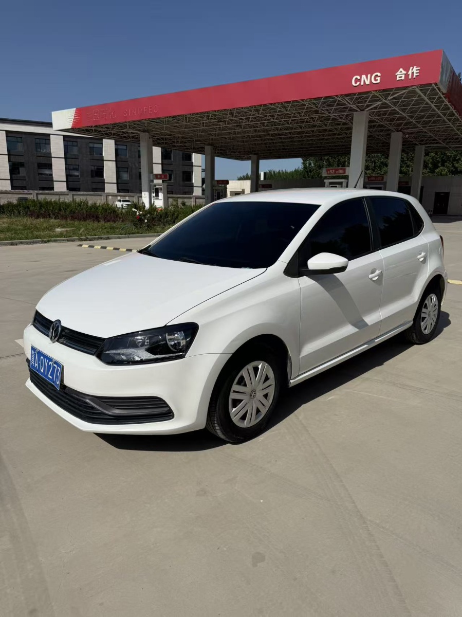Volkswagen Polo 2016 Volkswagen Polo 2016 car image