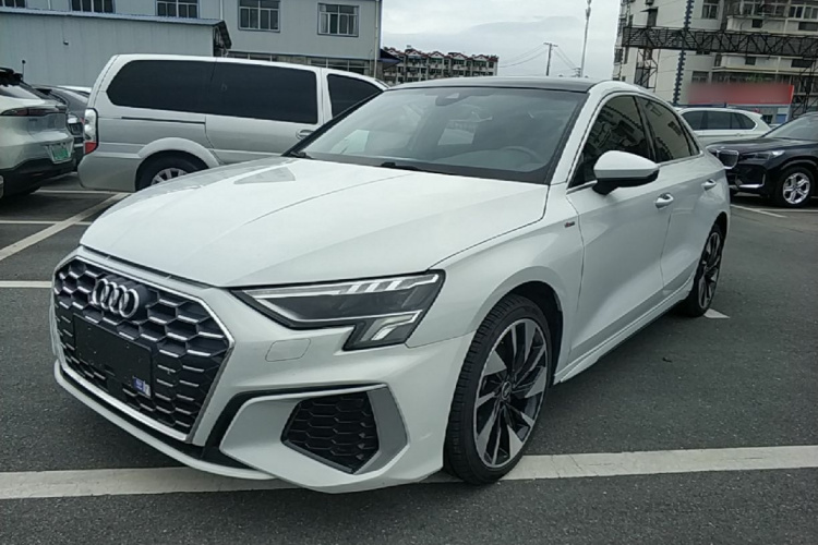 Audi A3 2024 car image #2