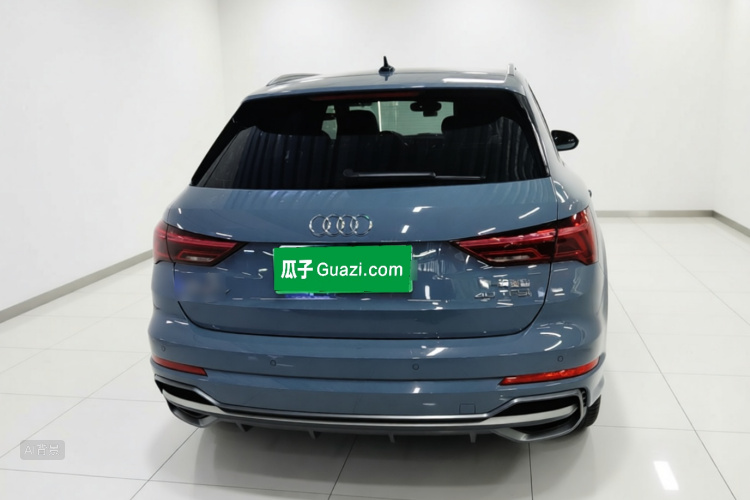 Audi Q3 2022 car image #6