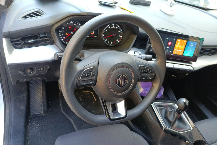 MG 5 2023 صورة سيارة #12