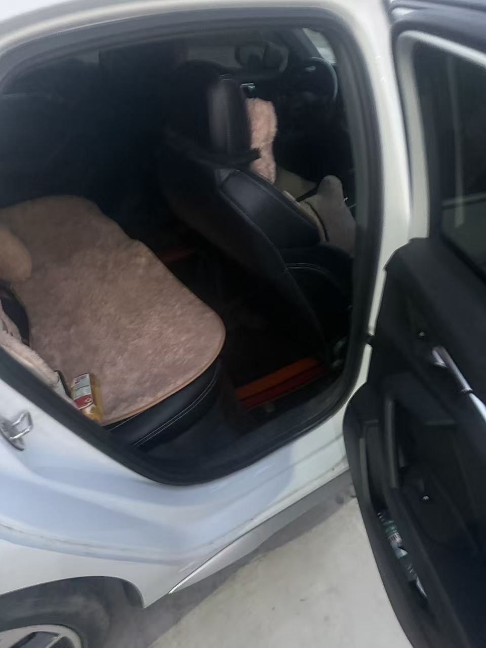 2022 immagine di auto #5