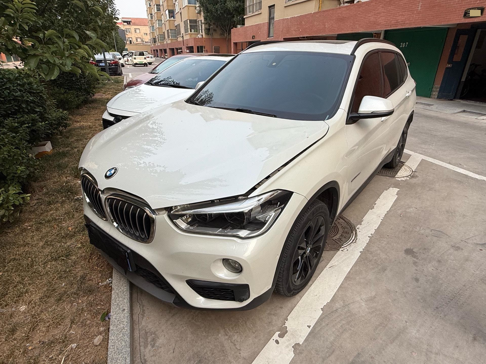 2017 2017 car image